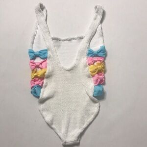 HUNZA G Greta Scrunch One Piece in White & Multi OS